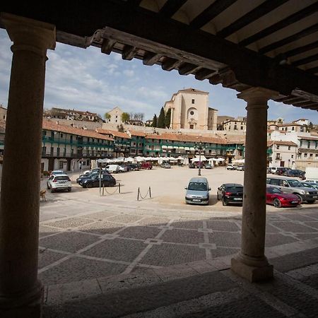 La Casa De Los Soportales Chinchón Exterior foto